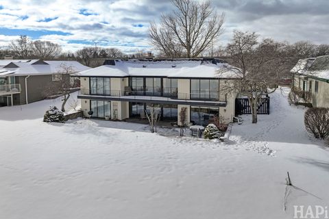 Tiny photo for 1285 Montgomery Drive, Deerfield, IL 60015 (MLS # 12558937)