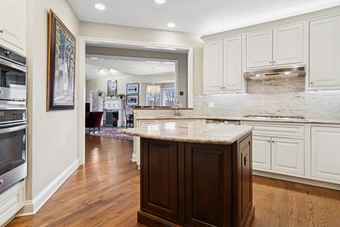 Tiny photo for 1186 Willowgate Lane, St. Charles, IL 60174 (MLS # 12567277)