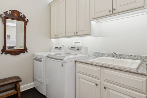 Tiny photo for 1186 Willowgate Lane, St. Charles, IL 60174 (MLS # 12567277)