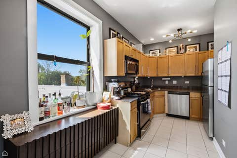 Tiny photo for 3126 W Carmen Avenue #3, Chicago, IL 60625 (MLS # 12742665)