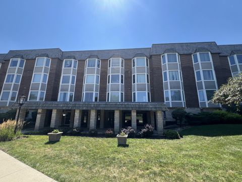 Photo of 500 Thames Parkway #1F, Park Ridge, IL 60068 (MLS # 12633388)