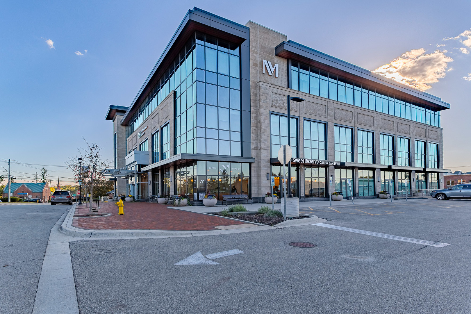 Winfield, Illinois 60190, United States, 6 Bedrooms Bedrooms, ,2 BathroomsBathrooms,Residential,Contingent,231763