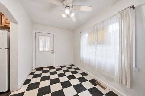 Tiny photo for 841 S Harvey Avenue, Oak Park, IL 60304 (MLS # 12786298)
