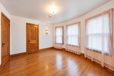 Tiny photo for 841 S Harvey Avenue, Oak Park, IL 60304 (MLS # 12786298)