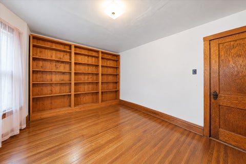 Tiny photo for 841 S Harvey Avenue, Oak Park, IL 60304 (MLS # 12786298)