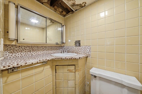 Tiny photo for 841 S Harvey Avenue, Oak Park, IL 60304 (MLS # 12786298)