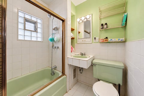 Tiny photo for 841 S Harvey Avenue, Oak Park, IL 60304 (MLS # 12786298)