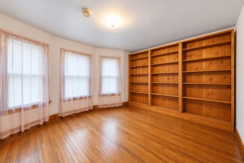 Tiny photo for 841 S Harvey Avenue, Oak Park, IL 60304 (MLS # 12786298)