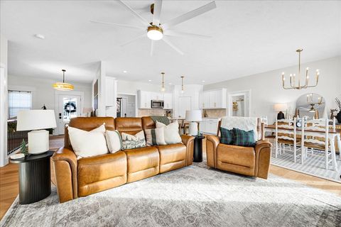 Tiny photo for 2505 Pampas Lane, Bloomington, IL 61705 (MLS # 12539710)