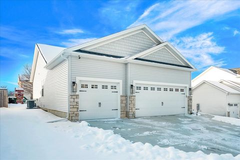 Tiny photo for 2505 Pampas Lane, Bloomington, IL 61705 (MLS # 12539710)