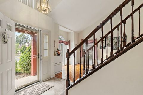 Tiny photo for 2404 Baldwin Court, Schaumburg, IL 60193 (MLS # 12481100)