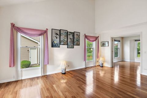 Tiny photo for 2404 Baldwin Court, Schaumburg, IL 60193 (MLS # 12481100)