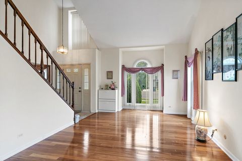 Tiny photo for 2404 Baldwin Court, Schaumburg, IL 60193 (MLS # 12481100)