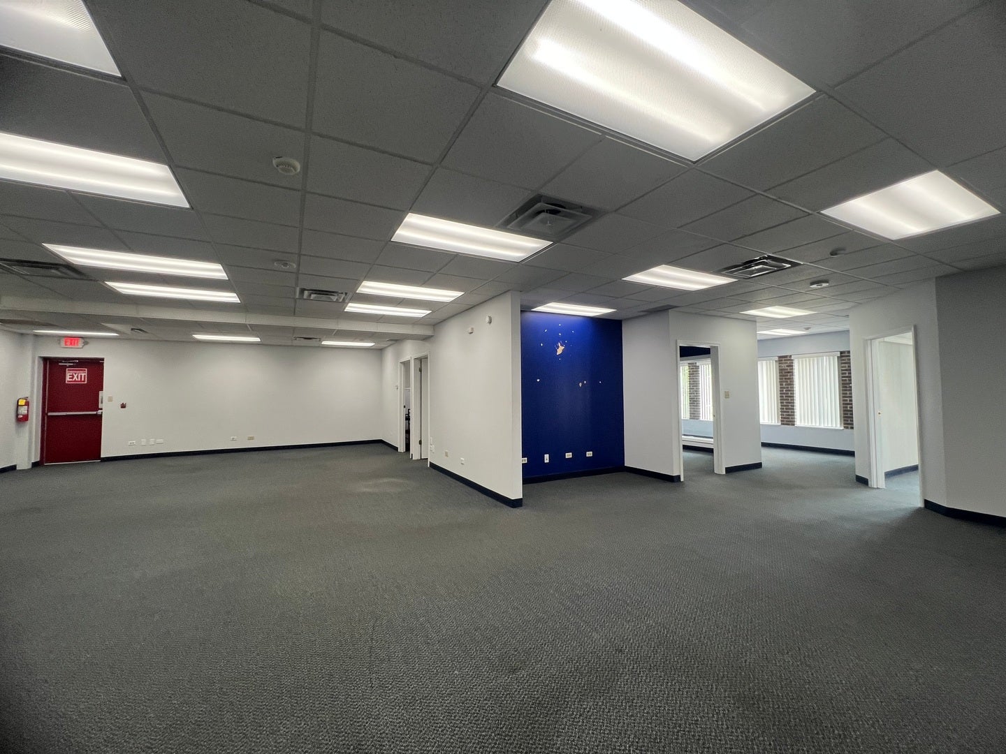 11018 Southwest Highway Second-Floor