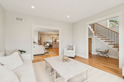 Tiny photo for 885 Geneva Road, St. Charles, IL 60174 (MLS # 12618016)