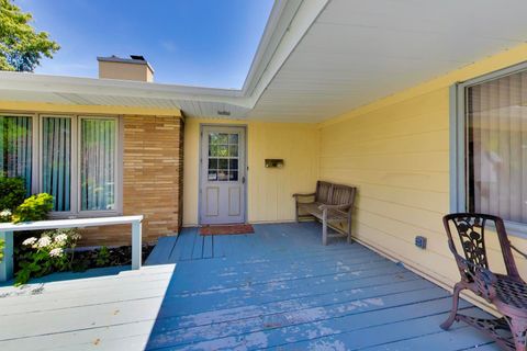 Tiny photo for 245 Ann Street, Clarendon Hills, IL 60514 (MLS # 12678819)