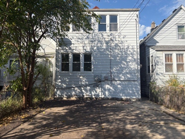 1241 W 72nd Place
