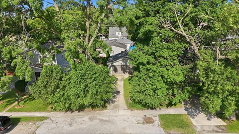 Tiny photo for 18232 Ridgewood Avenue, Lansing, IL 60438 (MLS # 12692761)