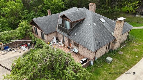 Tiny photo for 91 S Milwaukee Avenue, Vernon Hills, IL 60061 (MLS # 12489628)