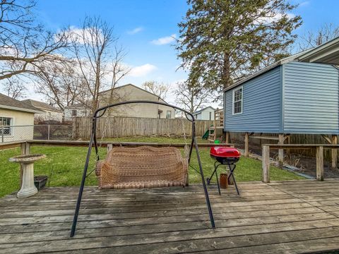 Tiny photo for 817 W Empire Street, Freeport, IL 61032 (MLS # 12605408)
