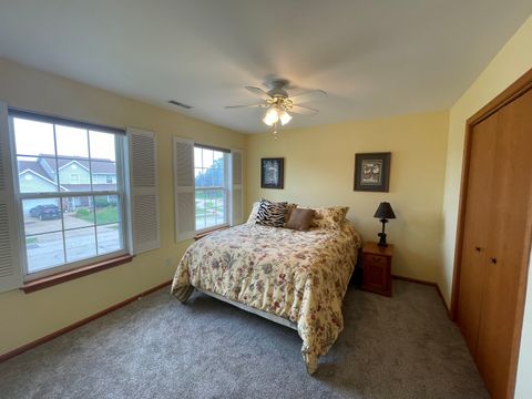 Tiny photo for 1610 Cottonwood Trail, Yorkville, IL 60560 (MLS # 12598279)