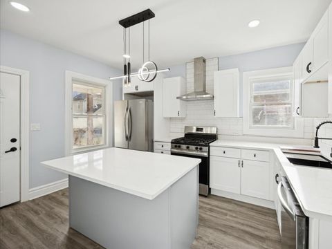 Tiny photo for 7521 S Parnell Avenue, Chicago, IL 60620 (MLS # 12597829)