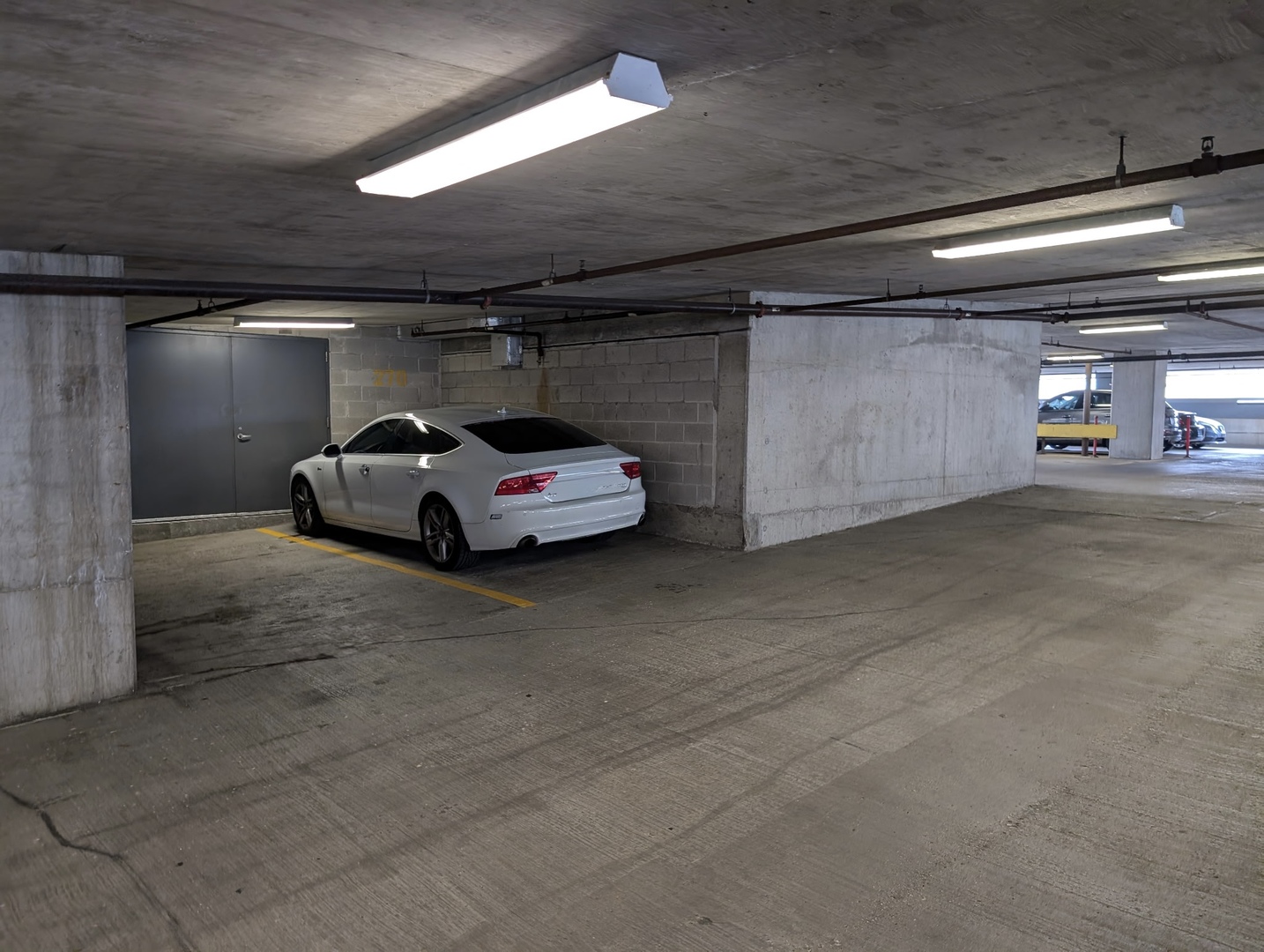 235 W Van Buren Street P-269