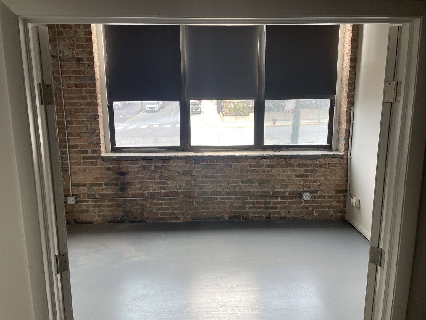 348 N Ashland Avenue