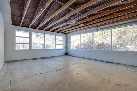 Tiny photo for 2233 Heathercliff Drive, Green Oaks, IL 60048 (MLS # 12543143)