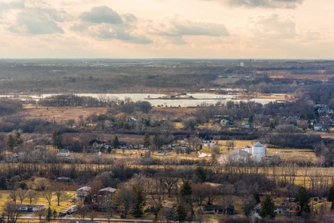 Tiny photo for 2233 Heathercliff Drive, Green Oaks, IL 60048 (MLS # 12543143)