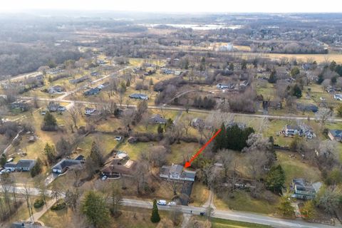 Tiny photo for 2233 Heathercliff Drive, Green Oaks, IL 60048 (MLS # 12543143)