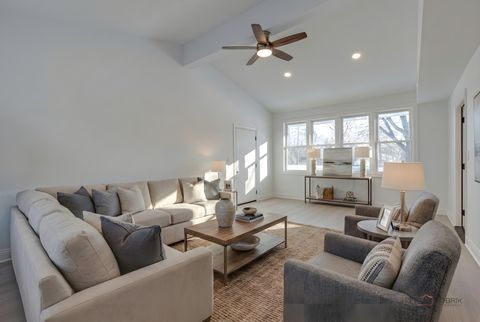 Tiny photo for 2233 Heathercliff Drive, Green Oaks, IL 60048 (MLS # 12543143)