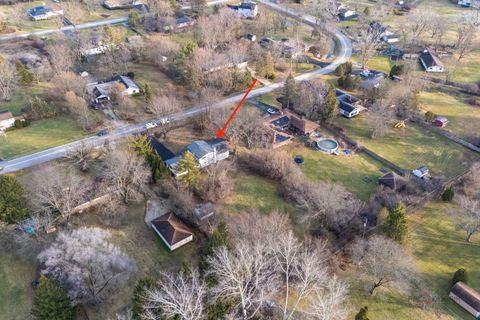 Tiny photo for 2233 Heathercliff Drive, Green Oaks, IL 60048 (MLS # 12543143)