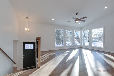 Tiny photo for 2233 Heathercliff Drive, Green Oaks, IL 60048 (MLS # 12543143)