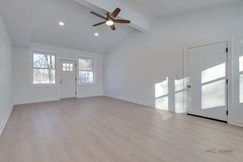 Tiny photo for 2233 Heathercliff Drive, Green Oaks, IL 60048 (MLS # 12543143)