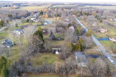 Tiny photo for 2233 Heathercliff Drive, Green Oaks, IL 60048 (MLS # 12543143)