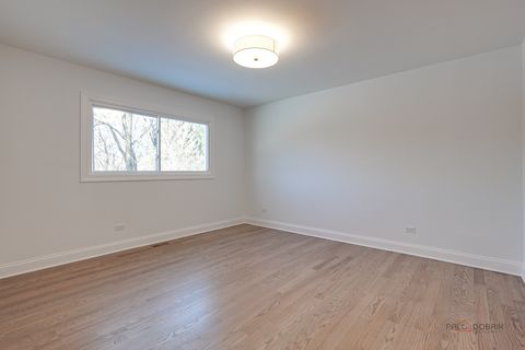 Tiny photo for 2233 Heathercliff Drive, Green Oaks, IL 60048 (MLS # 12543143)