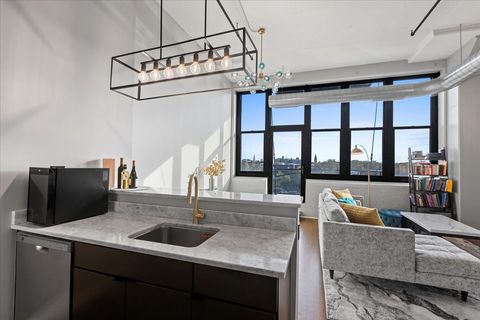 Tiny photo for 1224 W Van Buren Street #304, Chicago, IL 60607 (MLS # 12559919)