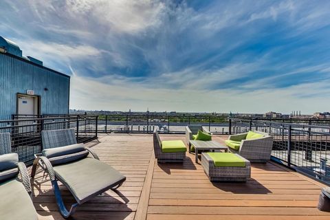 Tiny photo for 1224 W Van Buren Street #304, Chicago, IL 60607 (MLS # 12559919)