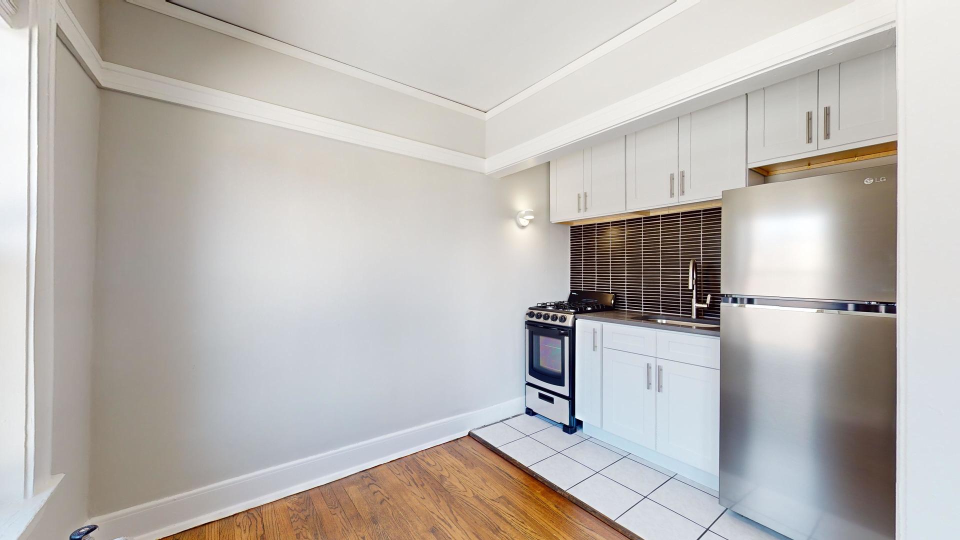 7 W Campbell Street 13