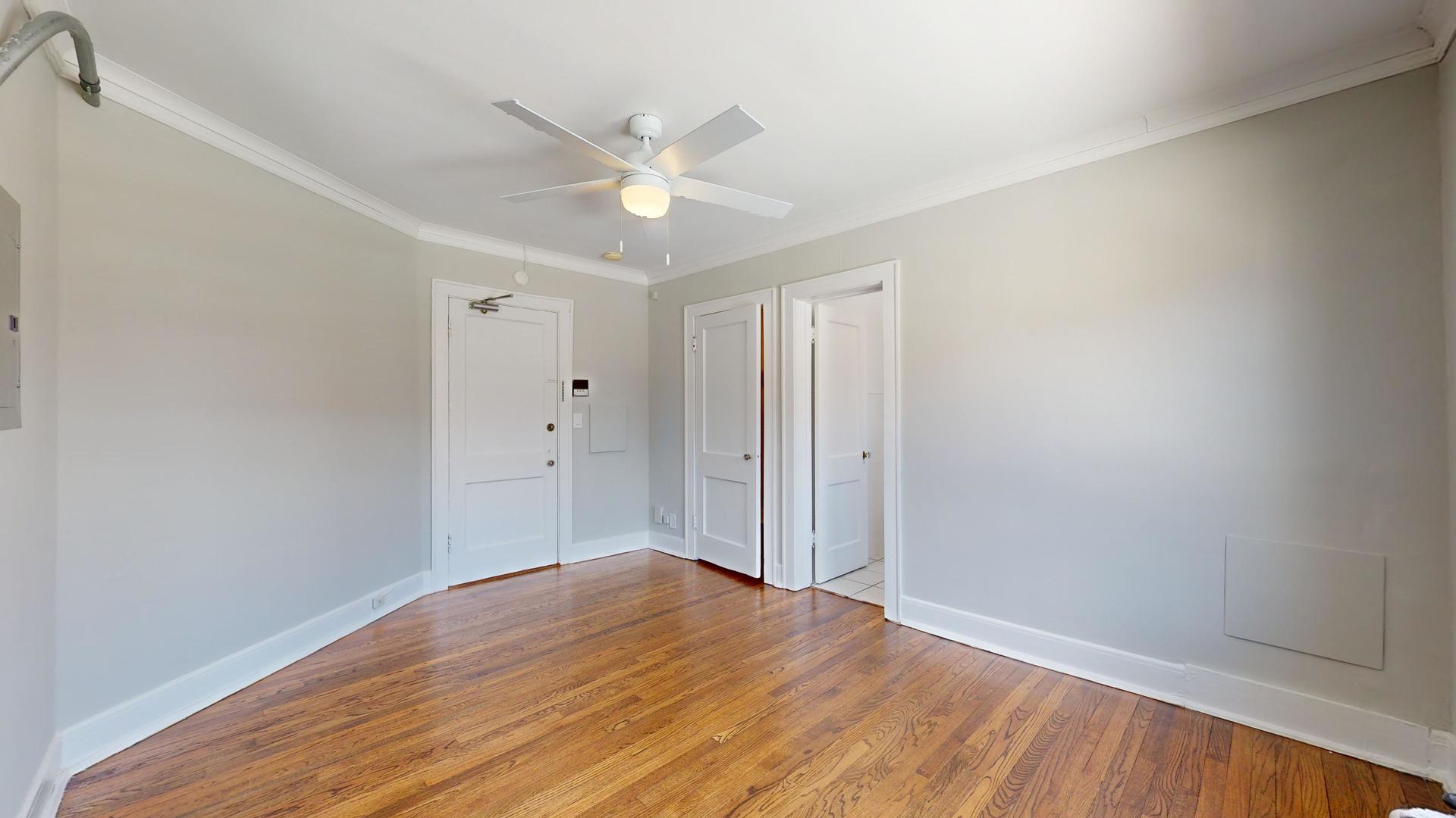 7 W Campbell Street 13