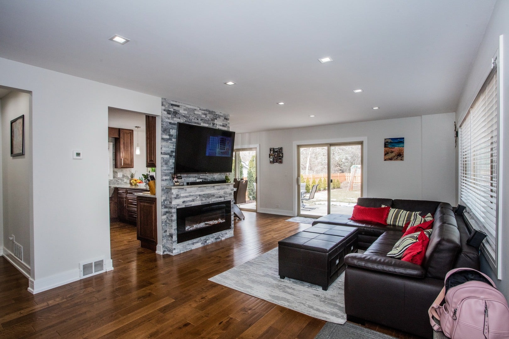431 N Northwest Highway B
