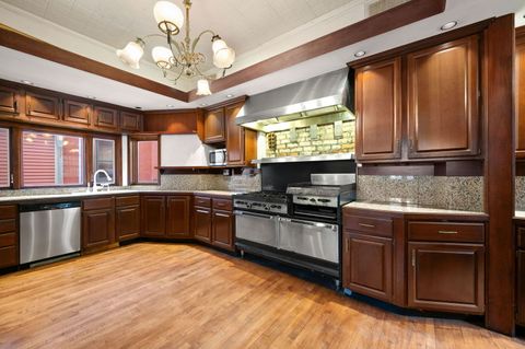 Tiny photo for 832 W Junior Terrace, Chicago, IL 60613 (MLS # 12607622)