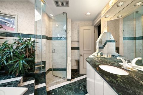 Tiny photo for 832 W Junior Terrace, Chicago, IL 60613 (MLS # 12607622)
