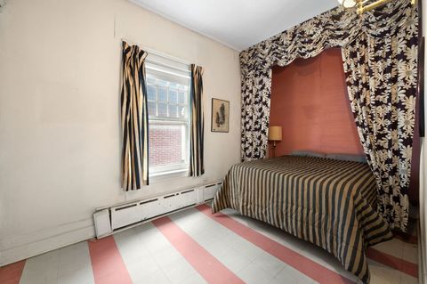 Tiny photo for 832 W Junior Terrace, Chicago, IL 60613 (MLS # 12607622)