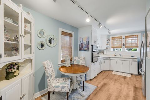 Tiny photo for 7522 Arlene Avenue, Willowbrook, IL 60527 (MLS # 12678227)