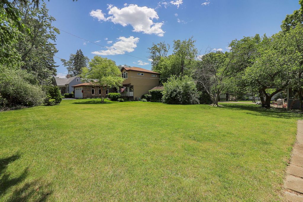 listing image 24