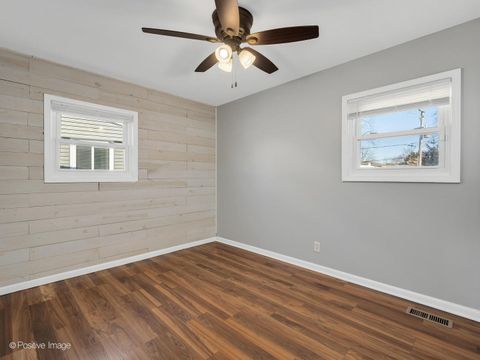 Tiny photo for 27 Hawthorne Lane, Streamwood, IL 60107 (MLS # 12563143)