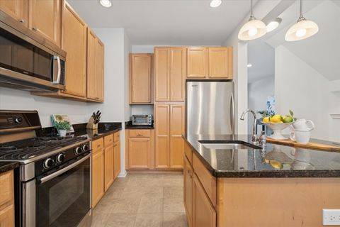 Tiny photo for 717 Summit Lane, Vernon Hills, IL 60061 (MLS # 12463842)