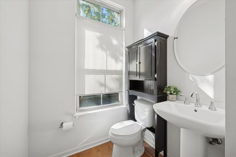 Tiny photo for 717 Summit Lane, Vernon Hills, IL 60061 (MLS # 12463842)